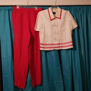 Pant suit
